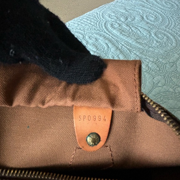 Authentic VTG Louis Vuitton Speedy 30 in Monogram Canvas - Picture 5 of 15